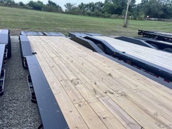 New 2025 IRON BULL 102X28 GOOSENECK EQUIPMENT TRAILER W/ 8K AXLES AND 16 PLY TIRES