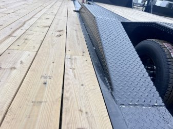 New 2025 IRON BULL 102X28 GOOSENECK EQUIPMENT TRAILER W/ 8K AXLES AND 16 PLY TIRES