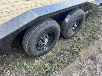 New 2024 IRON BULL 102X22 GOOSENECK EQUIPMENT TRAILER W/ DRIVE OVER FENDERS