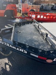 New 2025 PJ Trailers EV 24' Equipment Trailer