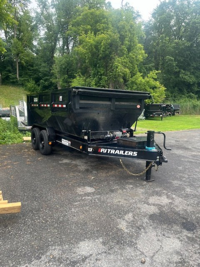 New 2025 PJ Trailers DR142 Rollster
