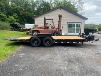 New PJ Trailers 83" x 20' Power Full Tilt