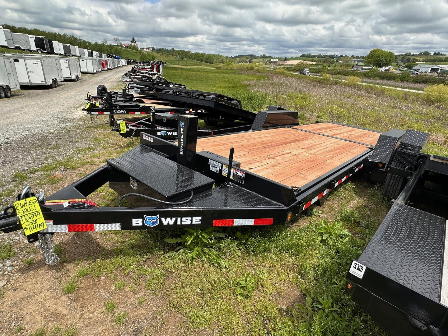 New 2026 BWise 22' Lo Pro Power Full Tilt Trailer w/ Hydraulic Jack