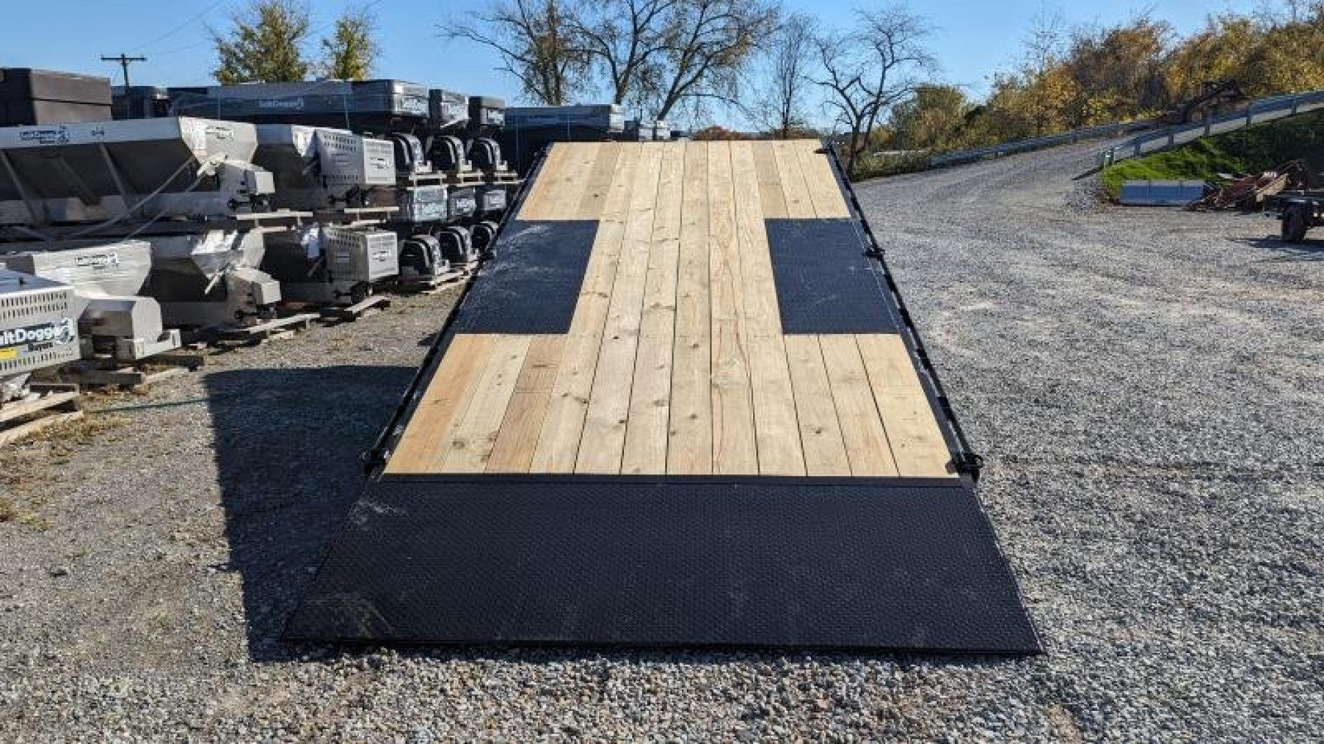 New 2025 CAM Superline 24' (4 + 20) HD Deckover POWER Split Tilt Trailer