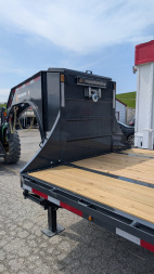 New 2025 Belmont 32' Gooseneck Deckover w/ 12' Hydraulic Dove Tail & WINCH
