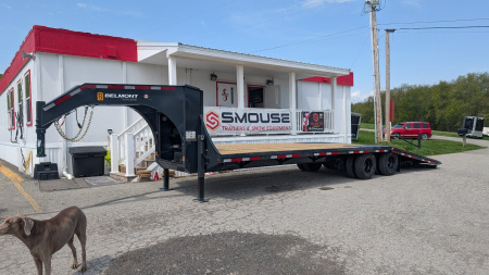New 2025 Belmont 32' Gooseneck Deckover w/ 12' Hydraulic Dove Tail & WINCH