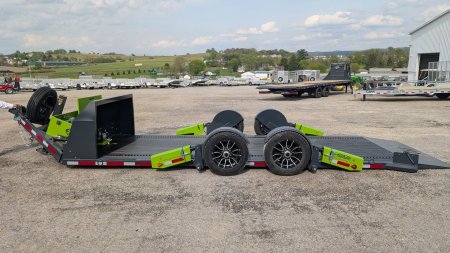 New 2025  FlatTrak  by Belmont 7x18 Hydraulic Car Hauler w/ Hydraulic Jack