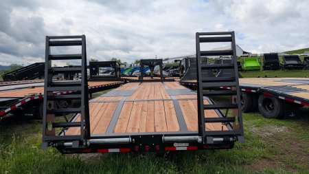 New 2025 BWise 25+5 HD Deckover Gooseneck w/ Dual Hydraulic 12K Jacks!
