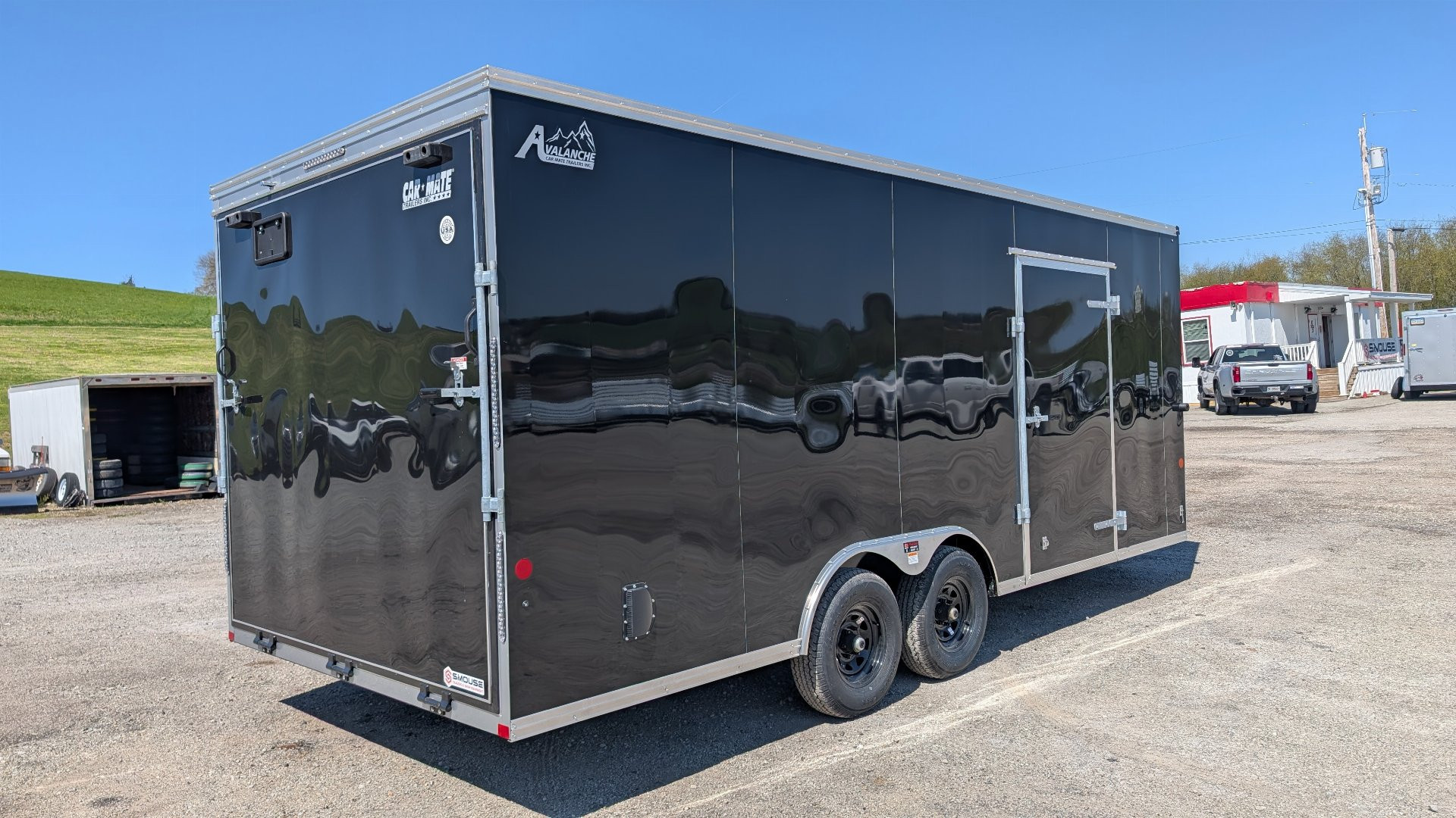 New 2025 Car Mate 8.5 x 20 HD Avalanche V-Nose Car Hauler w/ Ramp (9990# GVW - 84" INSIDE!!!)