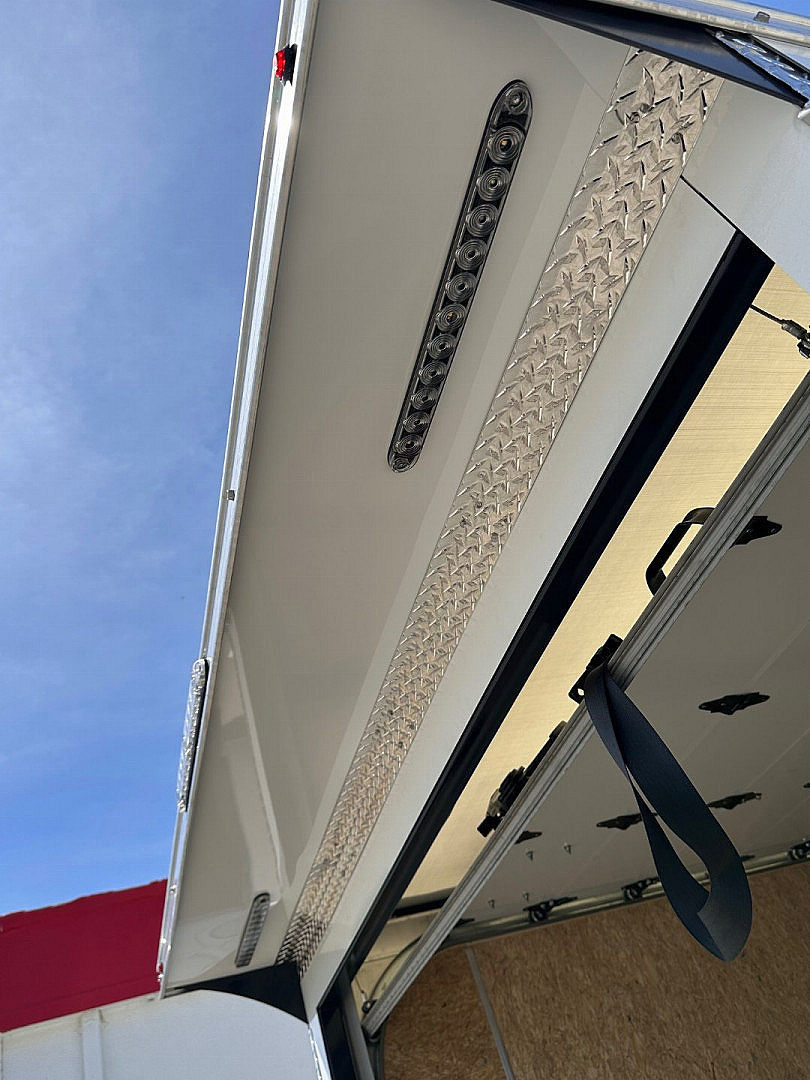 New 2025 FlatTrak 7x22 HD "DROP DECK FLOOR" TILT Cargo Equipment Trailer with Roll Up Rear Door