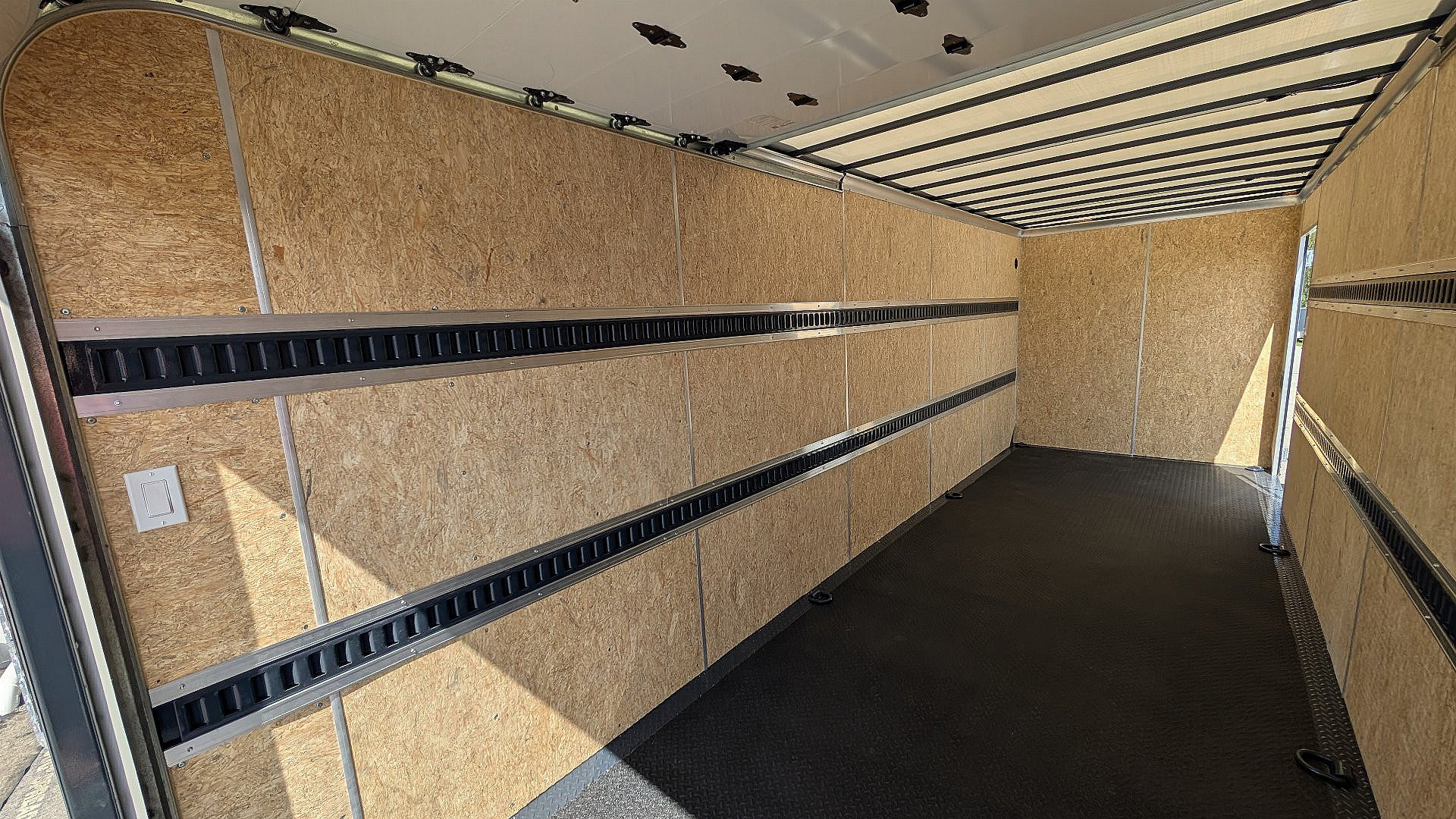 New 2025 FlatTrak 7x22 HD "DROP DECK FLOOR" TILT Cargo Equipment Trailer with Roll Up Rear Door