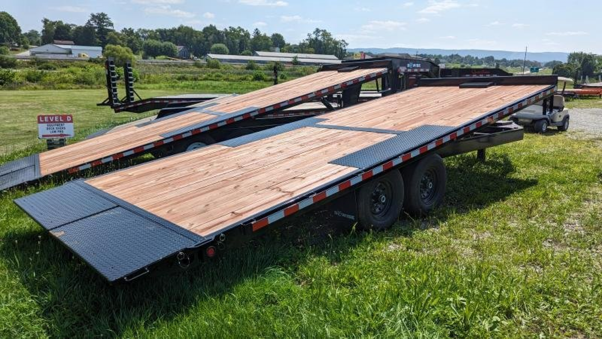 New 2025 BWise 22' HD Deckover Power Tilt Trailer w/ Hydraulic Jack
