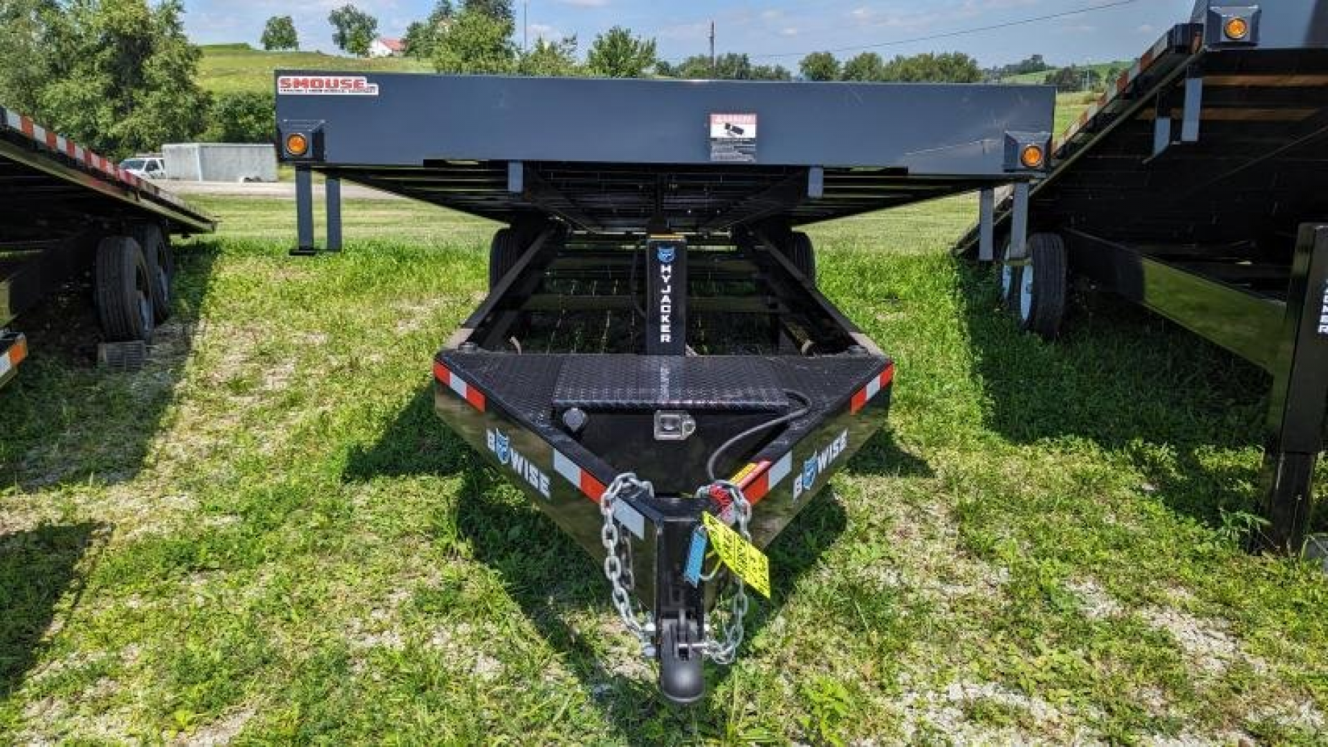 New 2025 BWise 22' HD Deckover Power Tilt Trailer w/ Hydraulic Jack