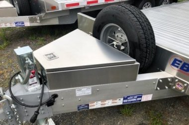 New 2025 EBY 20' TRADESMAN ALUMINUM Deckover Tag w/ 50/50 Ramps