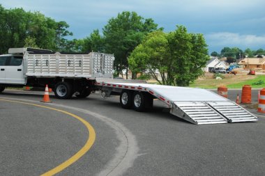 New 2025 EBY 20' TRADESMAN ALUMINUM Deckover Tag w/ 50/50 Ramps