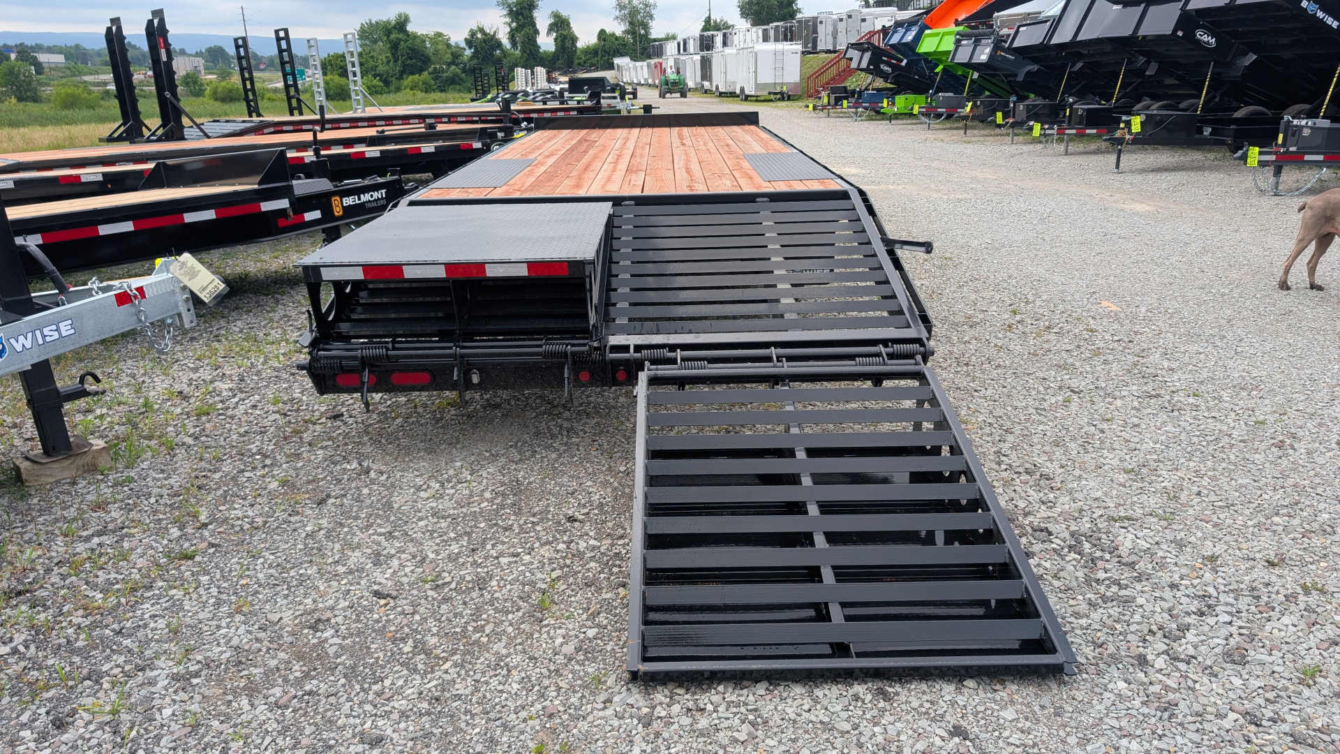 New 2025 BWise 19+5 HD Deckover Tagalong w/ Self Cleaning Dove & Full Width Wedge Ramps(PRICE DROP!!)