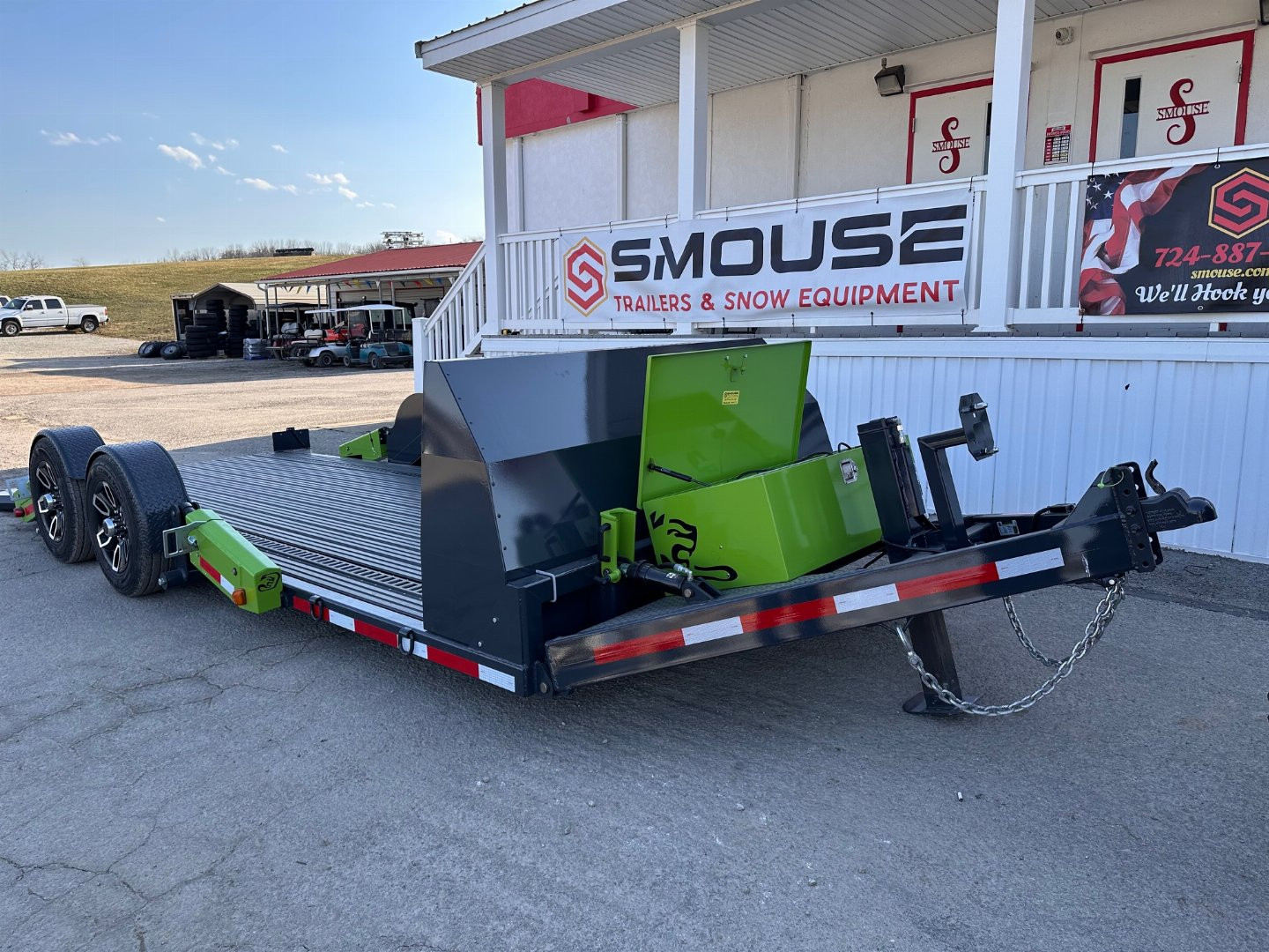 New 2025 "FlatTrak" by Belmont 7x18 Hydraulic Car Hauler w/ Hydraulic Jack