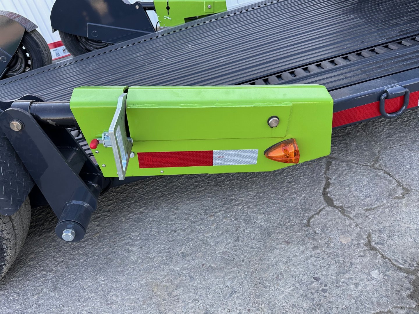 New 2025 "FlatTrak" by Belmont 7x18 Hydraulic Car Hauler w/ Hydraulic Jack