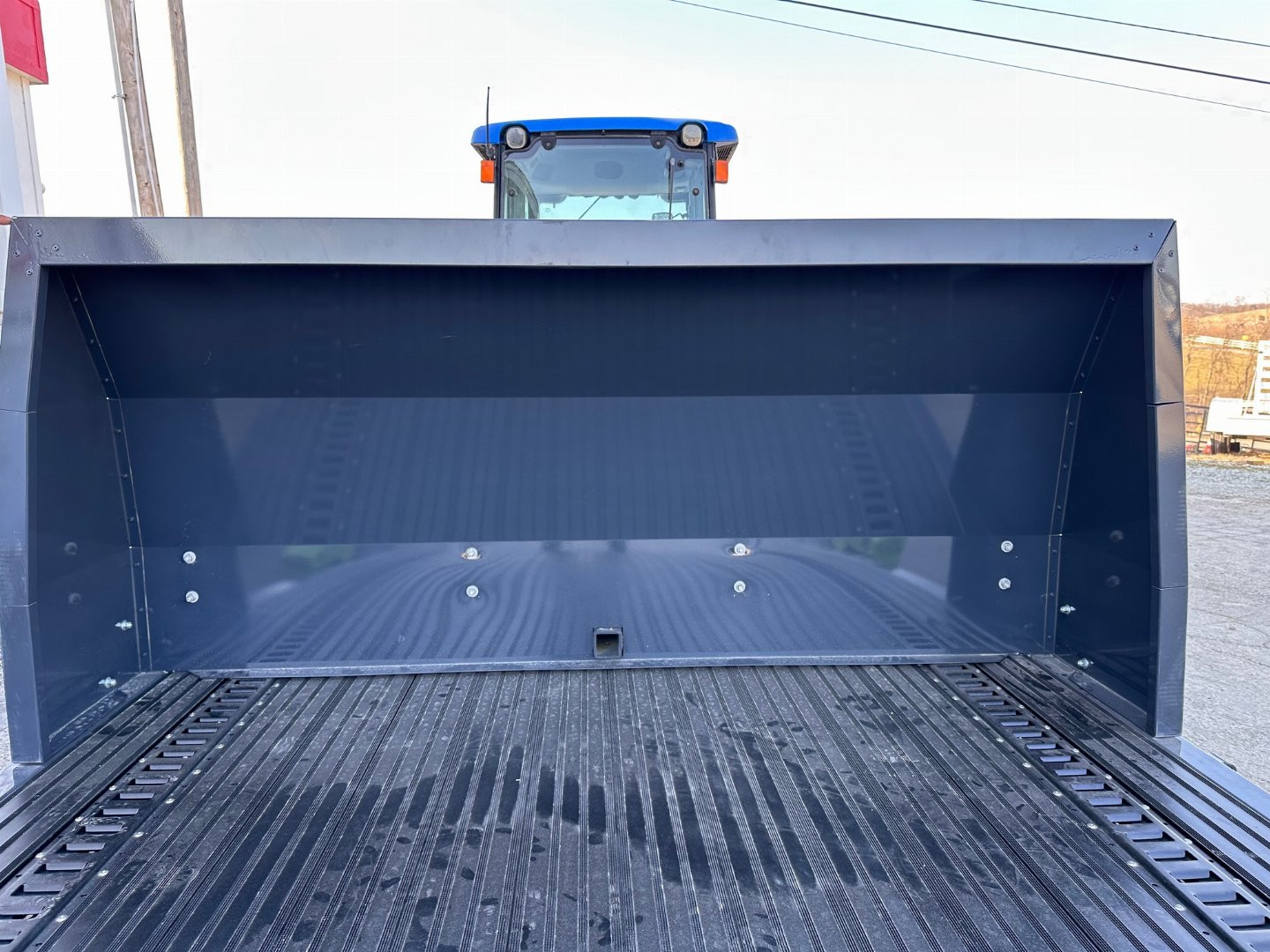 New 2025 "FlatTrak" by Belmont 7x18 Hydraulic Car Hauler w/ Hydraulic Jack