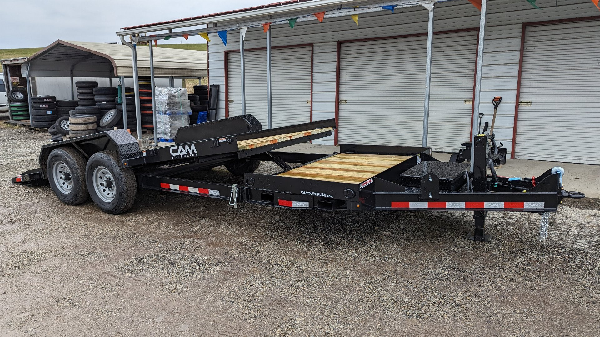 New 2025 CAM Superline 19' (4+15) Lo Pro Split Tilt Trailer