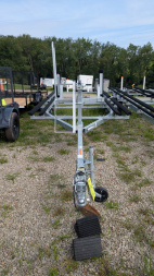 New 2025 Load Rite 22' to 24' Pontoon Boat Trailer