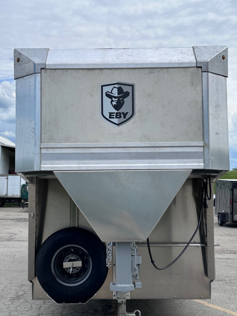 New NEW 2025 EBY MAVERICK 24' Gooseneck Aluminum Stock Trailer w/ Rolling Gate