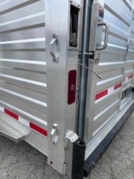 New NEW 2025 EBY MAVERICK 24' Gooseneck Aluminum Stock Trailer w/ Rolling Gate