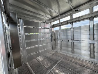 New NEW 2025 EBY MAVERICK 24' Gooseneck Aluminum Stock Trailer w/ Rolling Gate