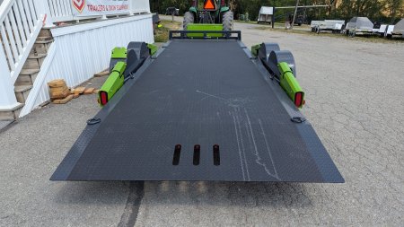 New 2025 FlatTrak by Belmont 7x22 HD Lay Flat Tilt Equipment Hauler w/ Hydraulic Jack