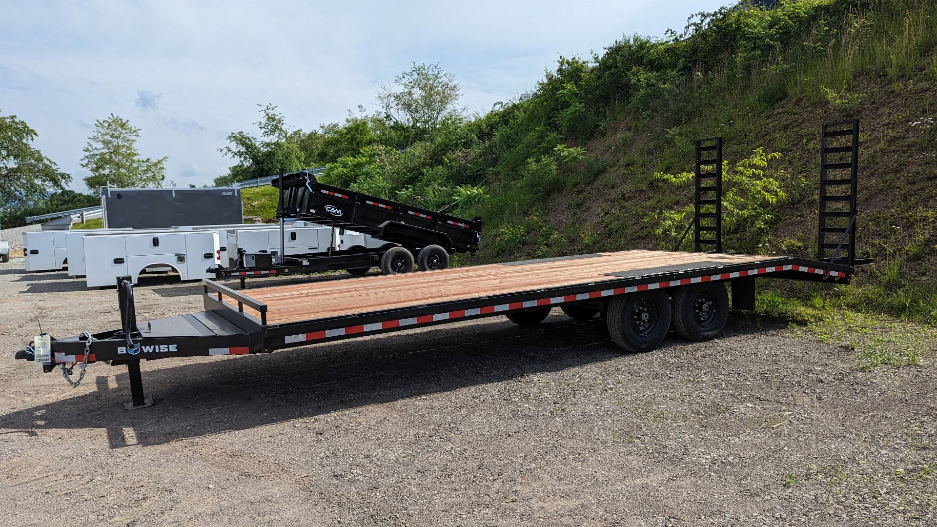 New 2025 BWise 16+4 Deckover Tagalong w/ 6' Ladder Ramps