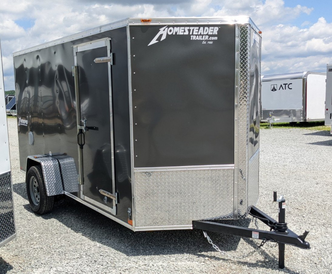 アイデア idea 352 2012.5 New 2025 Homesteader 6x12 Intrepid V-Nose Cargo Trailer w/ Ramp
