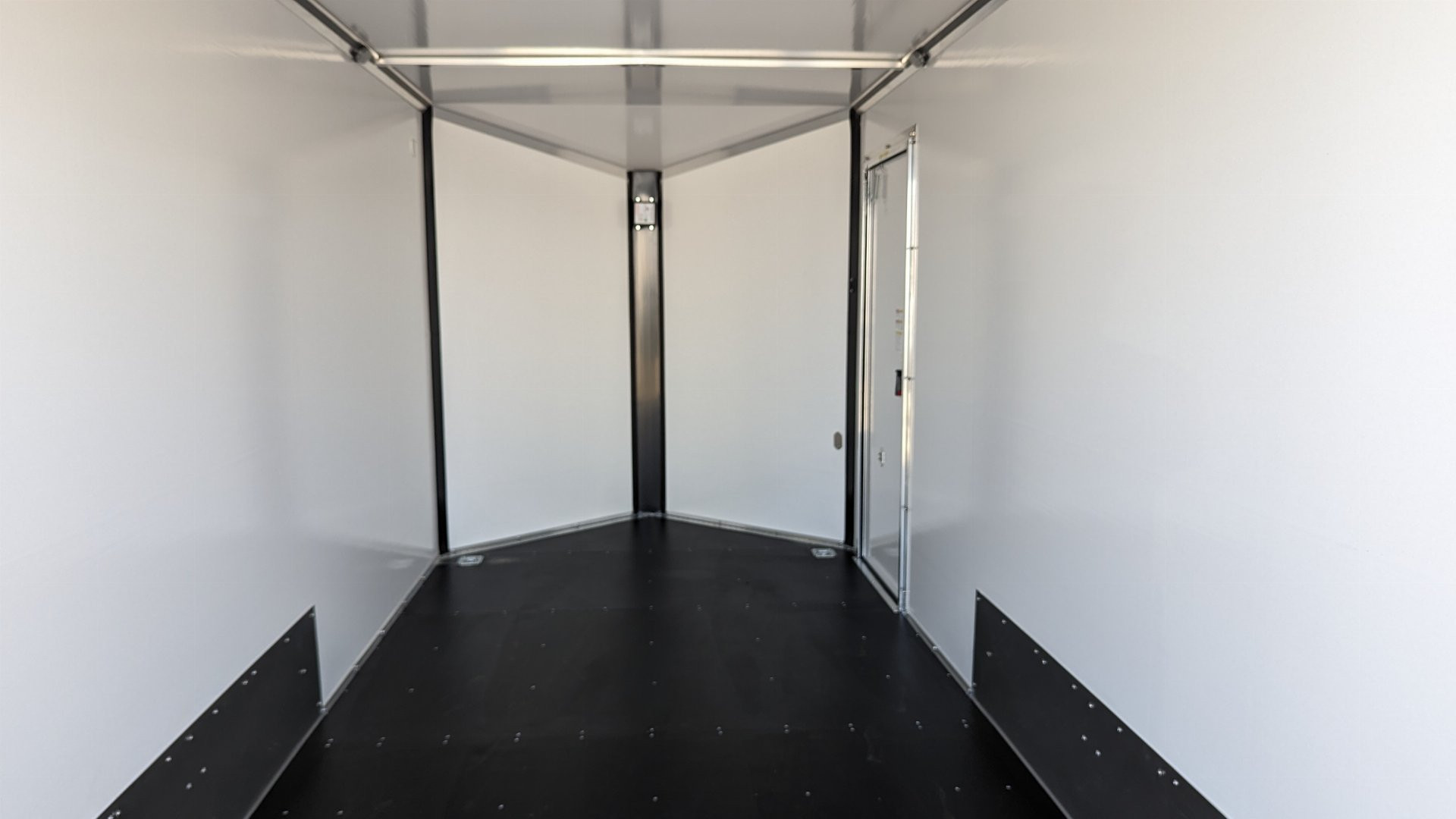 New 2024 Ideal Cargo 7x16 Evocore V-Nose Cargo w/ Ramp (GALVANIZED FRAME!!!)