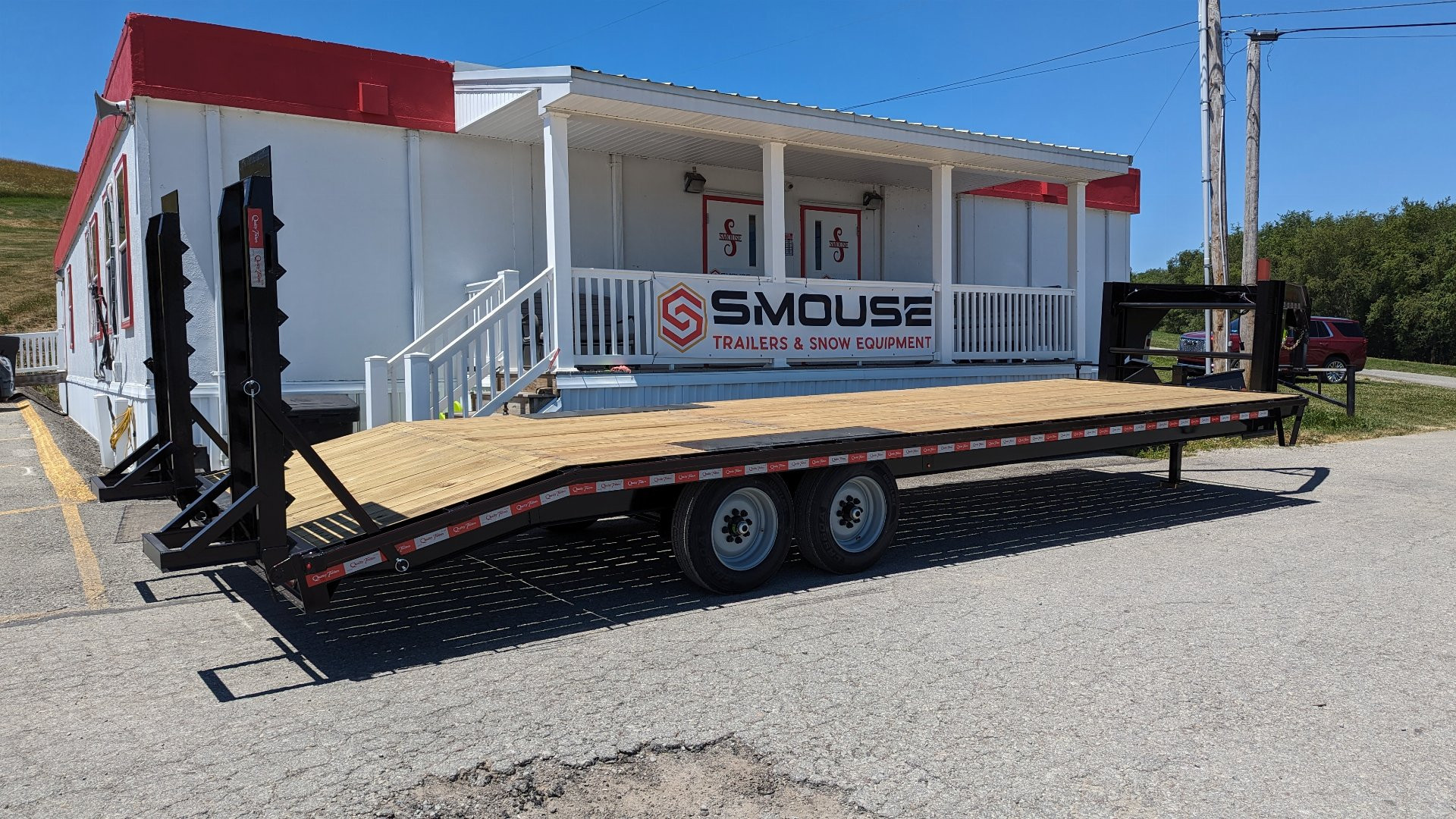 New 2025 Quality 24+4 HD Pro Deckover Gooseneck w/ Spring Assist Ramps