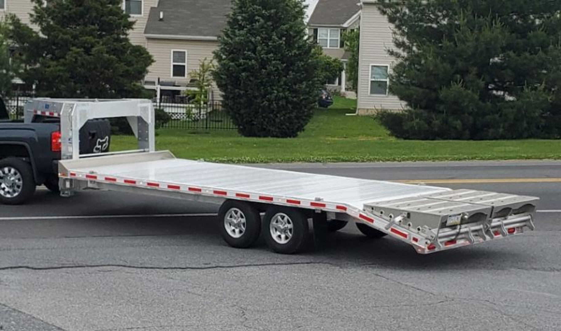 New 2024 EBY 20+4 TRADESMAN GOOSENECK ALUMINUM Trailer 50/50 Fold Ramps