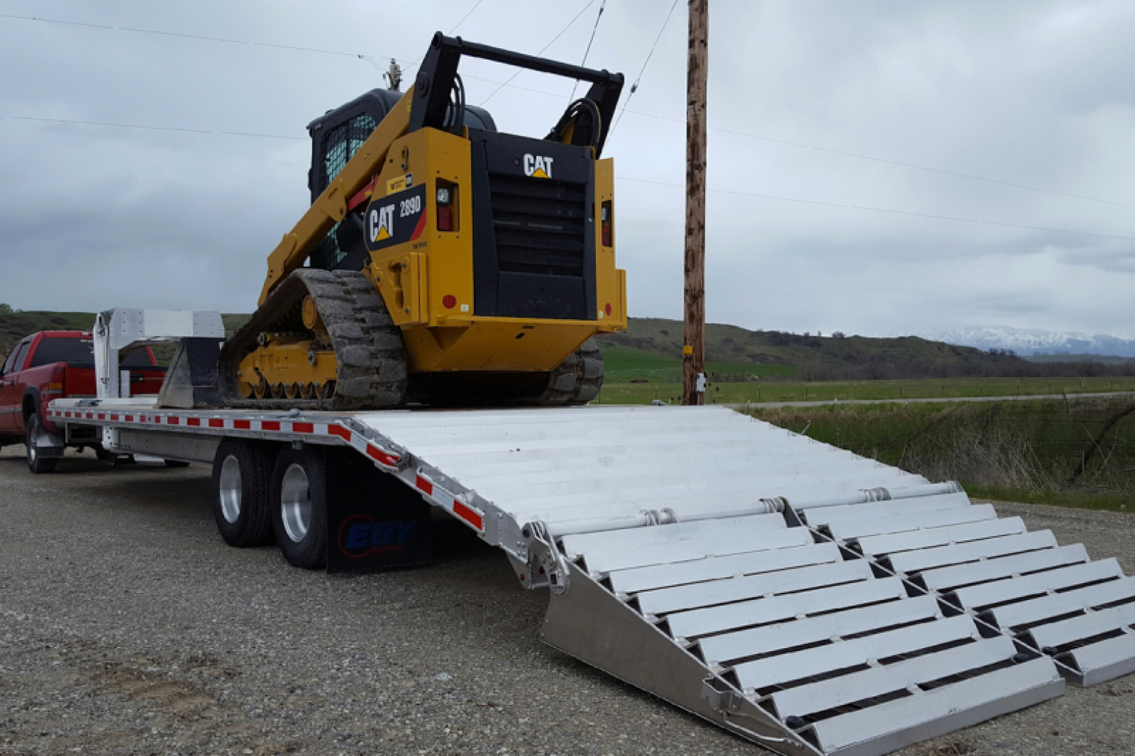 New 2025 EBY 20+5 HD GOOSENECK ALUMINUM DECKOVER Trailer w/ 50/50 Ramps
