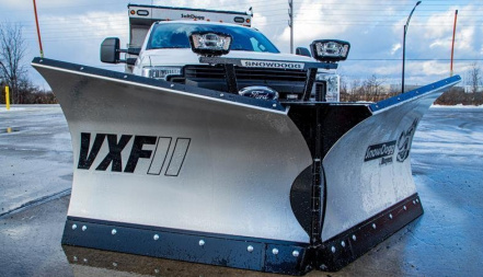 New SNOWDOGG (VXF95II) 9.5' Extreme Duty Stainless Steel V PLOW