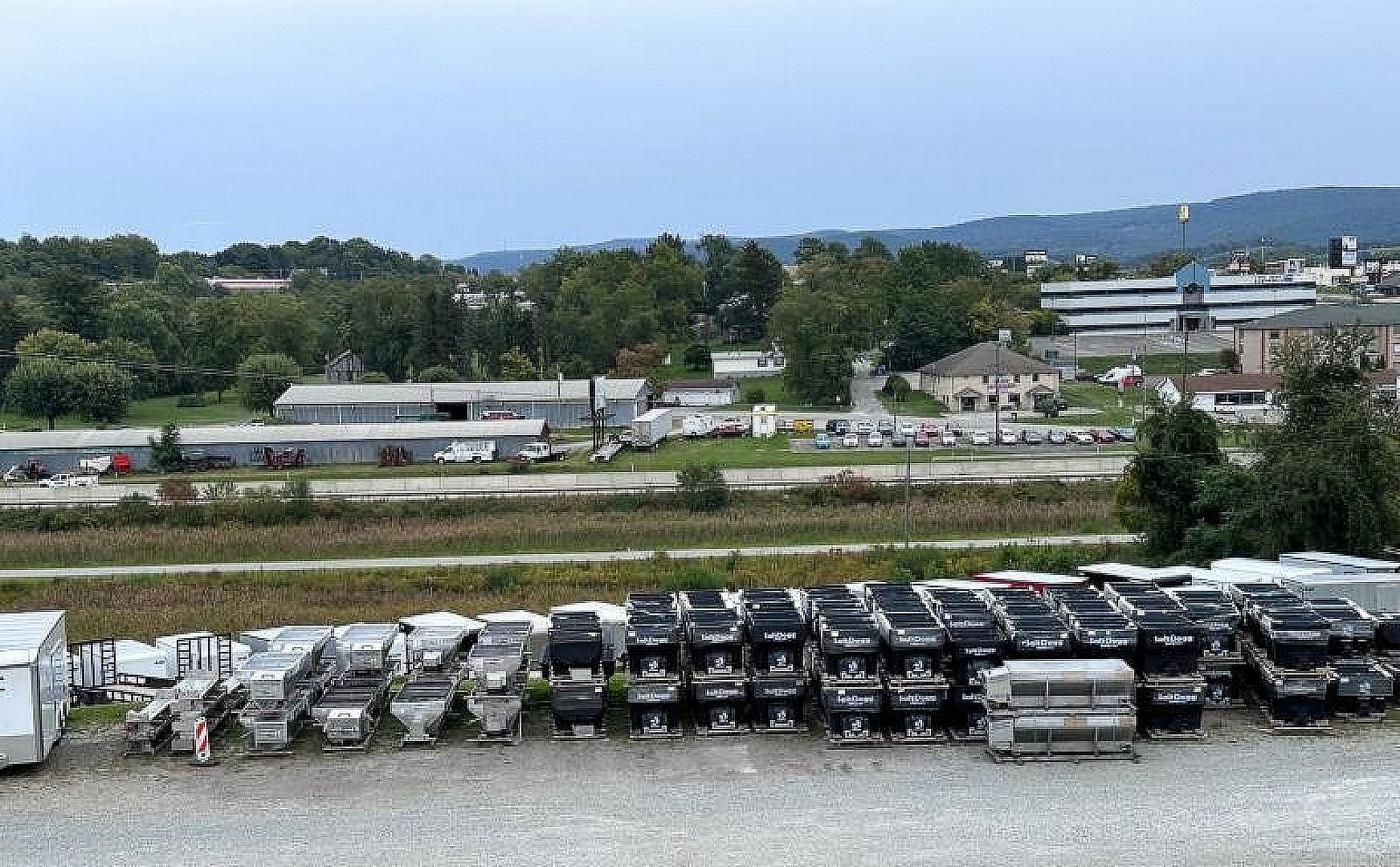 New SALTDOGG (92420SSA) 96" Undertailgate Hydraulic Stainless Steel Spreader