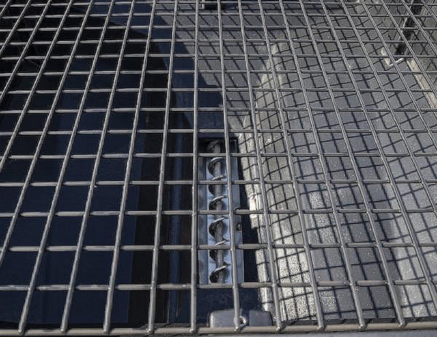 New SALTDOGG (SHPE0750) .75 Cu Yd POLY ELECTRIC SALT SPREADER (1 LEFT!!!)