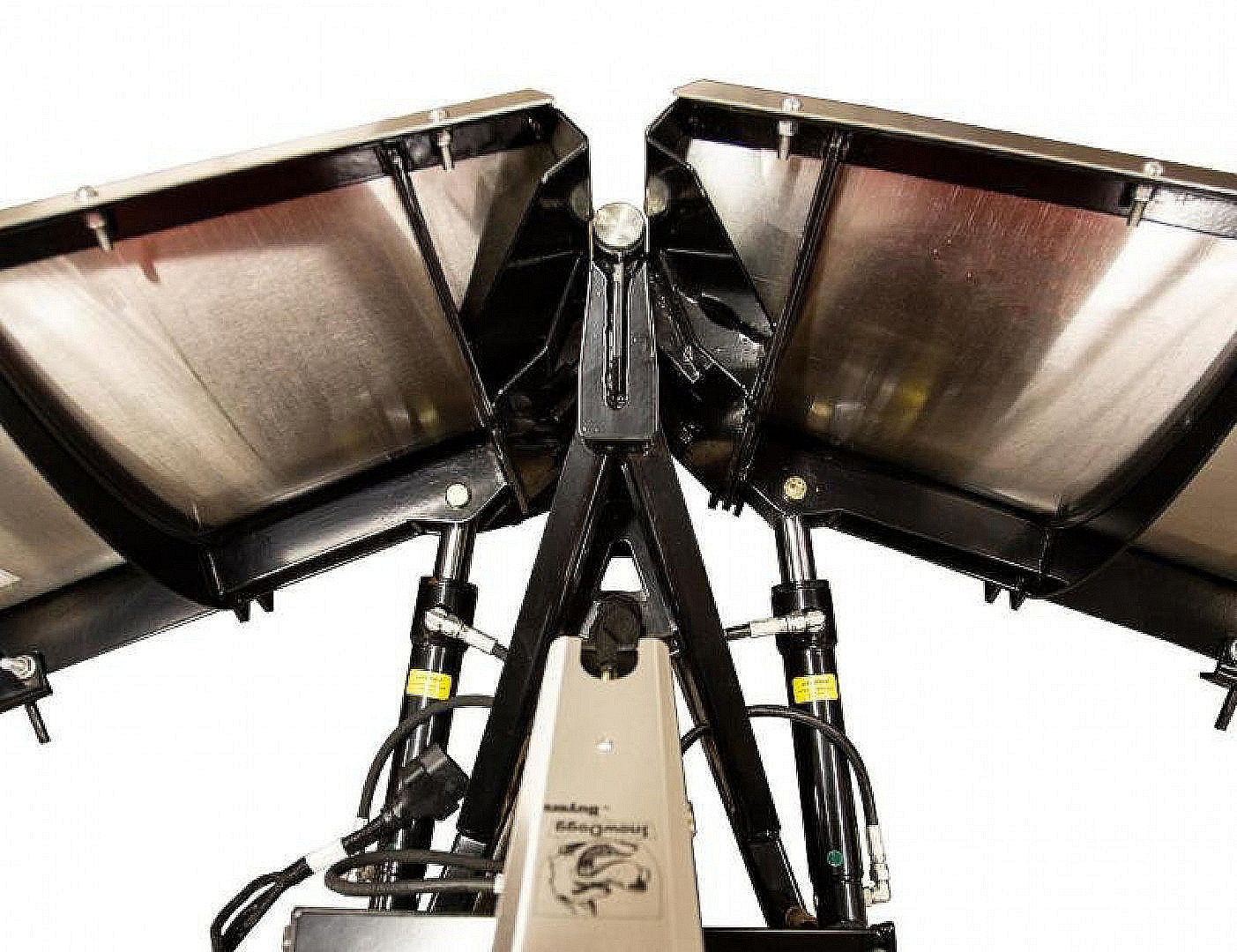 New SnowDogg UTV 6.5' V-Plow Power Angle Snow Plow (VUT65)