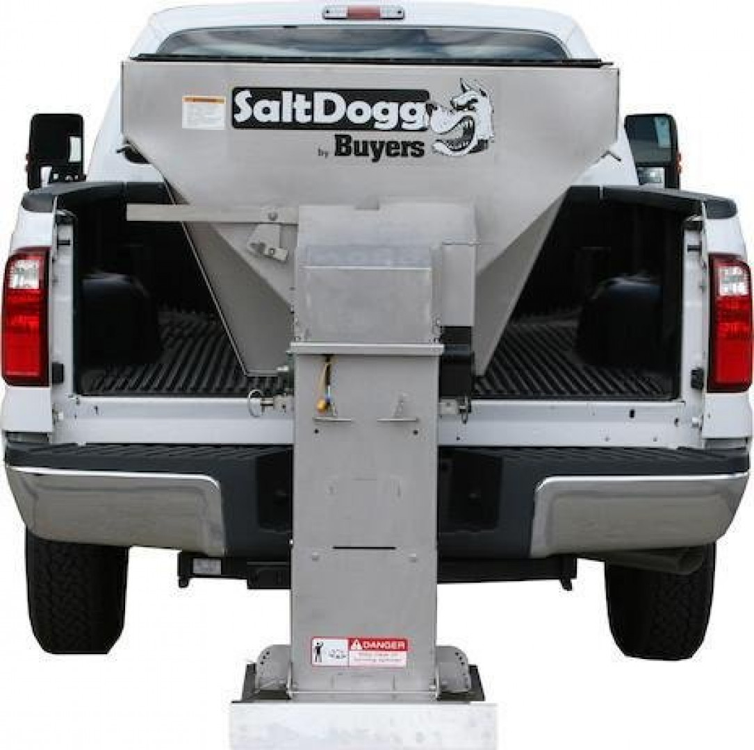 New 2025 SALTDOGG (1400601SS) 2 Cu Yd 8’ Stainless Hopper w/ Adj Chute - ELECTRIC w/ Conveyor Chain