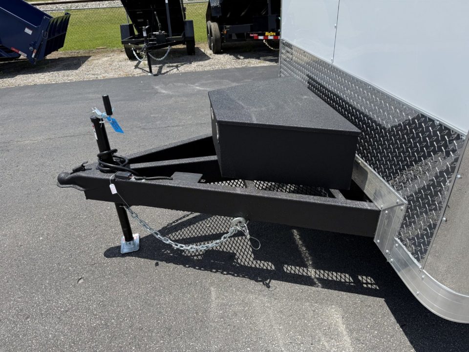 New TX7X16TA3 TEXAS TRAILERS 7' X 16' CARGO / ENCLOSED TRAILER W/REAR RAMP DOOR & SIDE DOOR, PRO LANDSCAPE PACKAGE