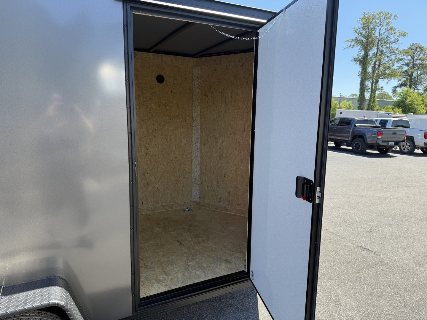 New TX6X10SA TEXAS TRAILERS 6' X 10' CARGO / ENCLOSED TRAILER W/REAR RAMP DOOR & SIDE DOOR