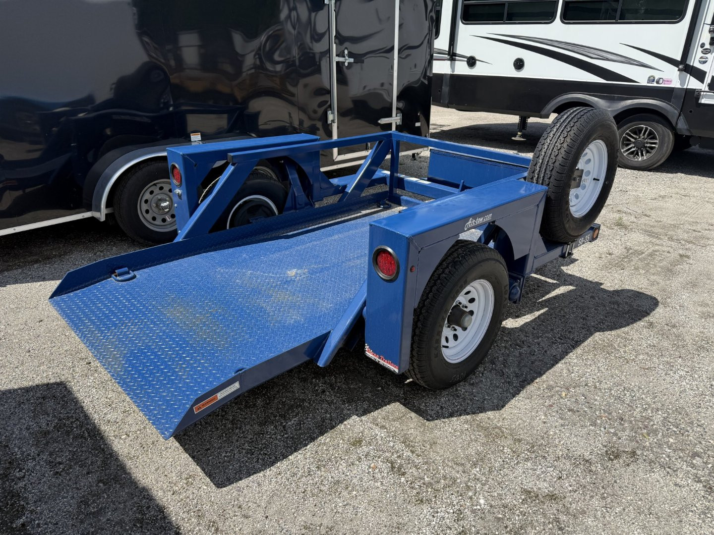 Used USED 2024 S8-35 AIR TOW 4'4" X 8'6" DROP DECK / EQUIPMENT TRAILER