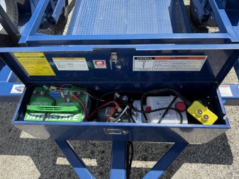 Used USED 2024 S8-35 AIR TOW 4'4" X 8'6" DROP DECK / EQUIPMENT TRAILER