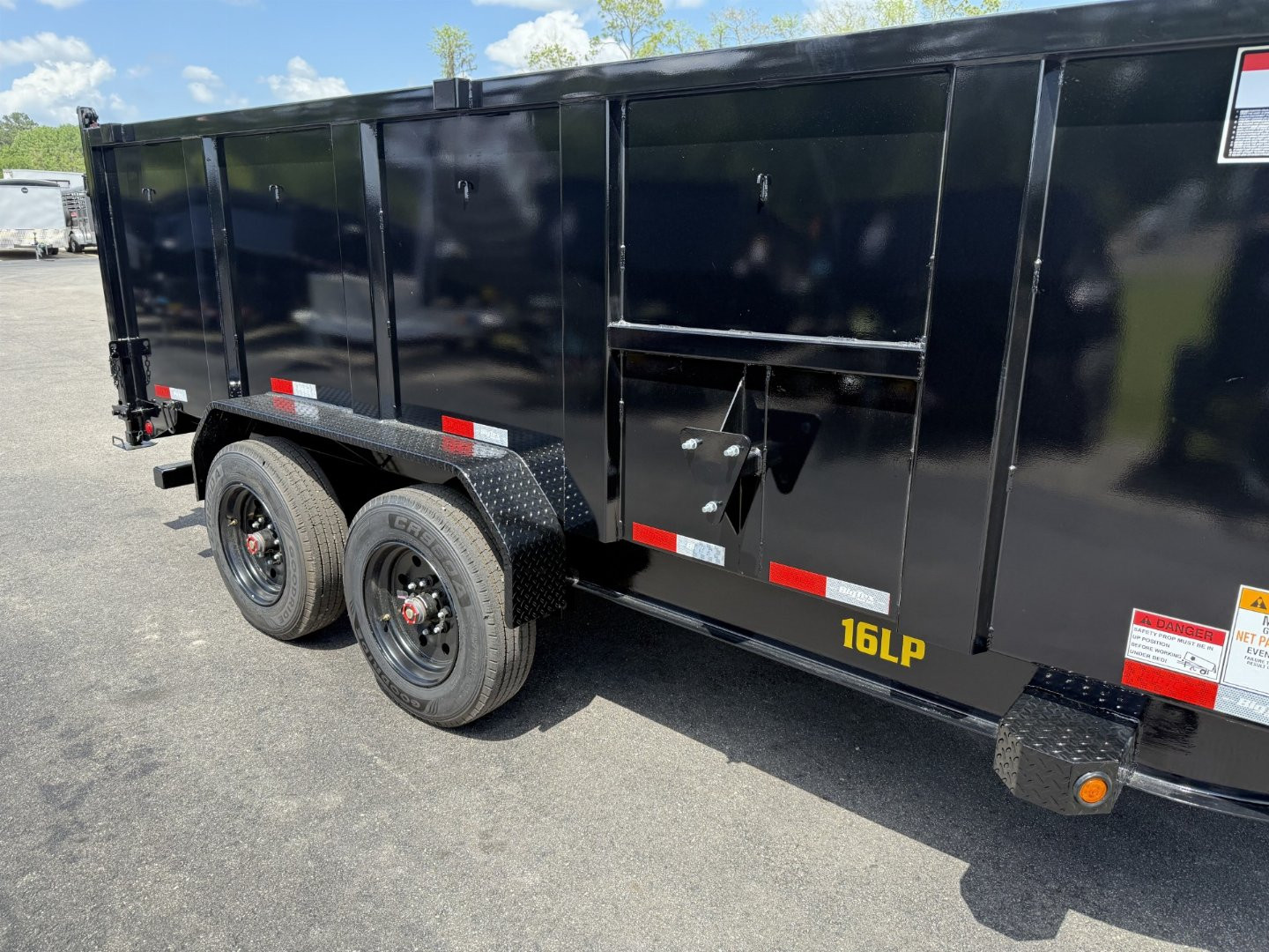 New 16LP-16BK6-P4 BIG TEX 7' X 16' DUMP TRAILER W/ 4' SIDES