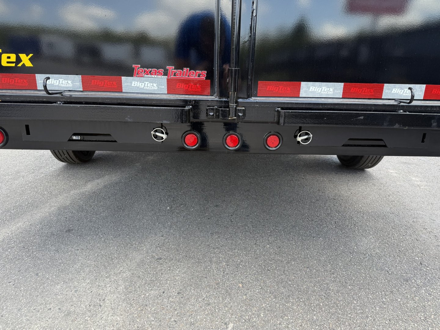 New 16LP-16BK6-P4 BIG TEX 7' X 16' DUMP TRAILER W/ 4' SIDES