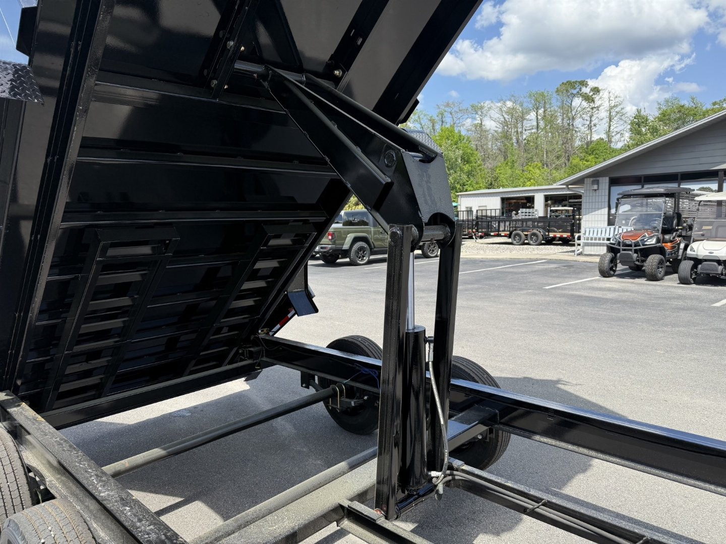 New 16LP-16BK6-P4 BIG TEX 7' X 16' DUMP TRAILER W/ 4' SIDES