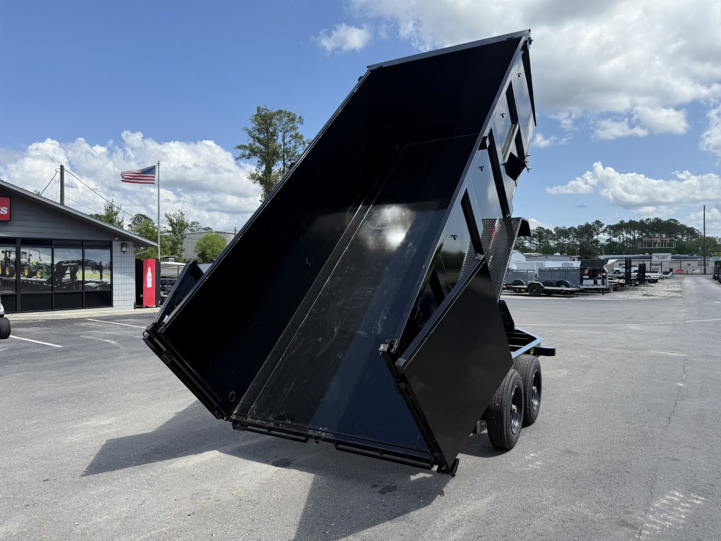 New 16LP-16BK6-P4 BIG TEX 7' X 16' DUMP TRAILER W/ 4' SIDES