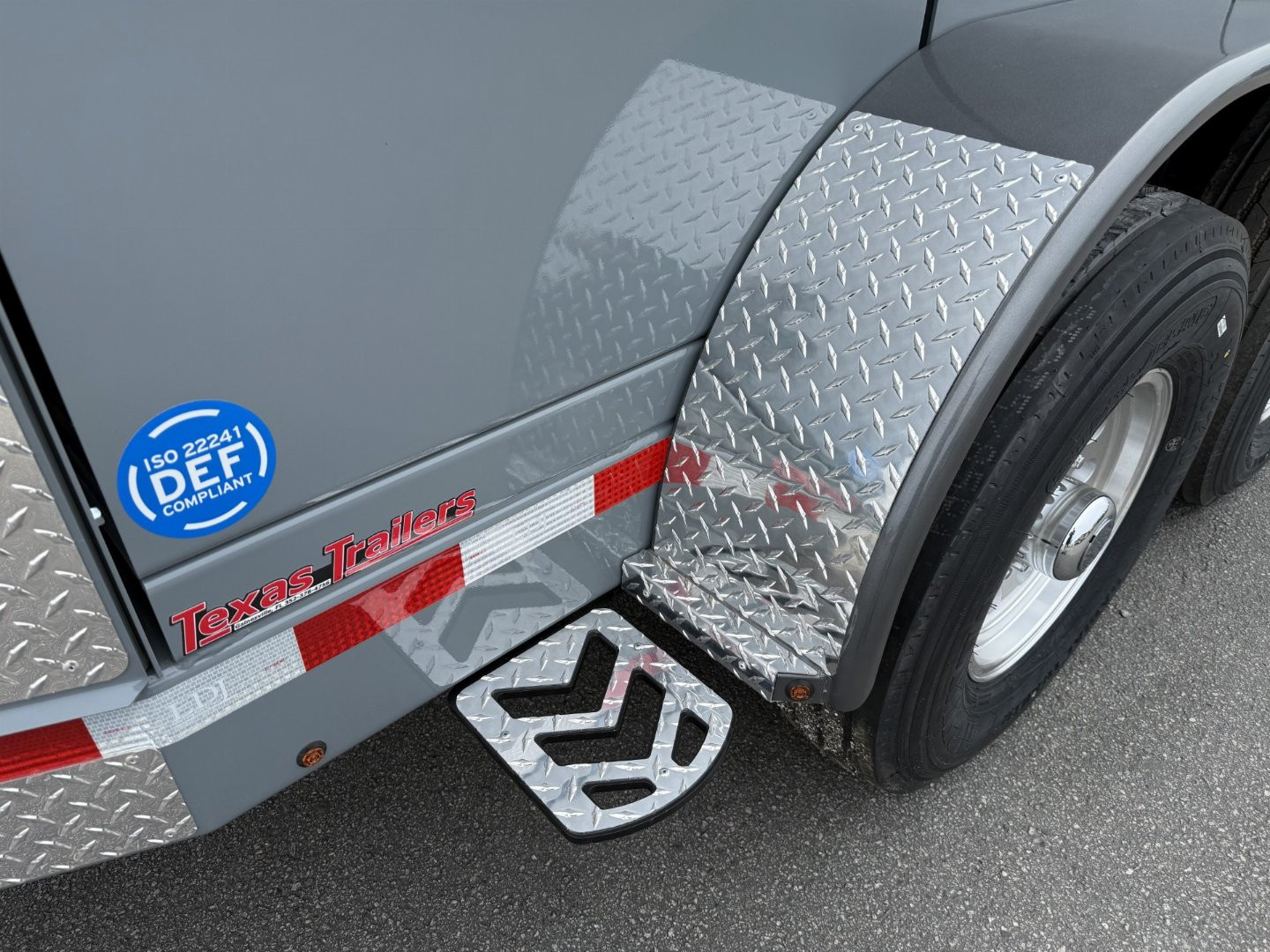 New MTT690 Thunder Creek Equipment 690 Gallon Fuel Trailer "No Hazmat Required"