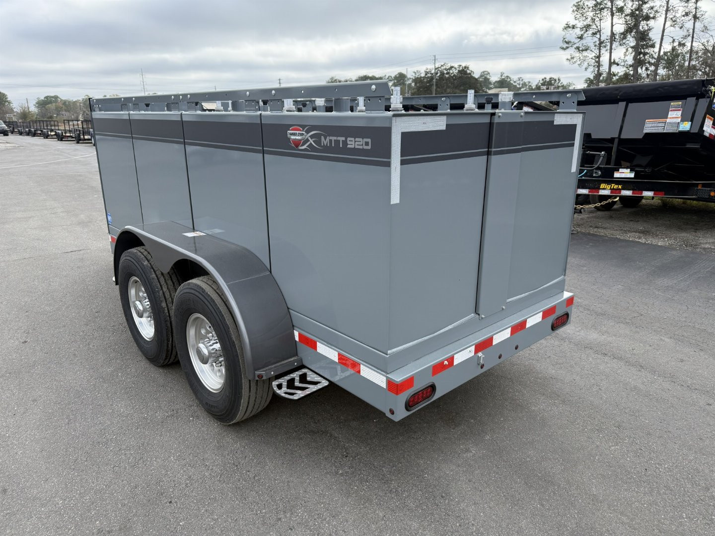 New MTT920 Thunder Creek Equipment Fuel Trailer